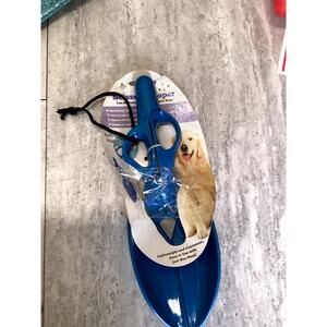 Grand Innovation Scissor Scooper Can Be Used with All Pet Waste Bags